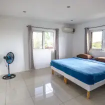 Foto 10 van Royale woning met privézwembad, appartement én studio op eigen grond